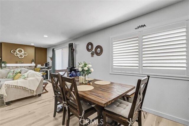Building Photo - 12400 Montecito Rd