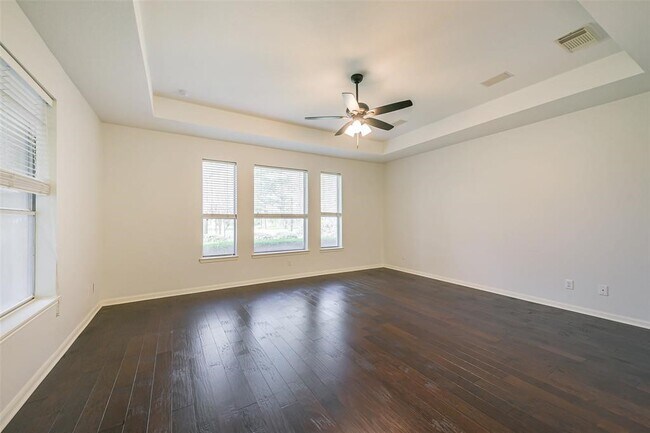 Building Photo - 3603 E Cedar Hollow Dr