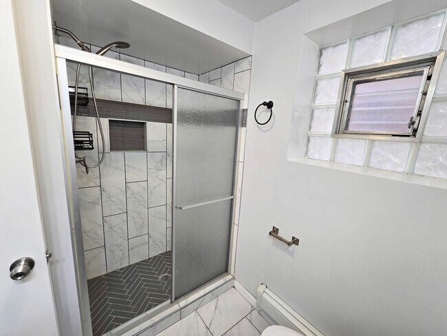 Building Photo - 5972 S Archer Ave