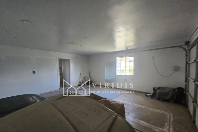 Building Photo - 5020 Trabuco Canyon Dr