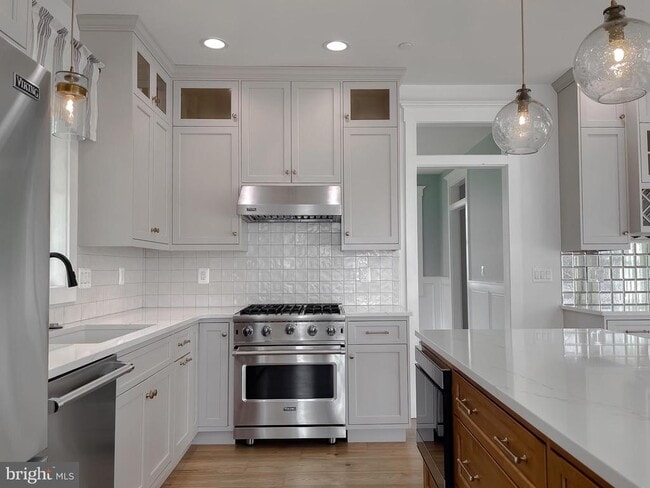 Building Photo - 45093 Smiths Nursery Rd