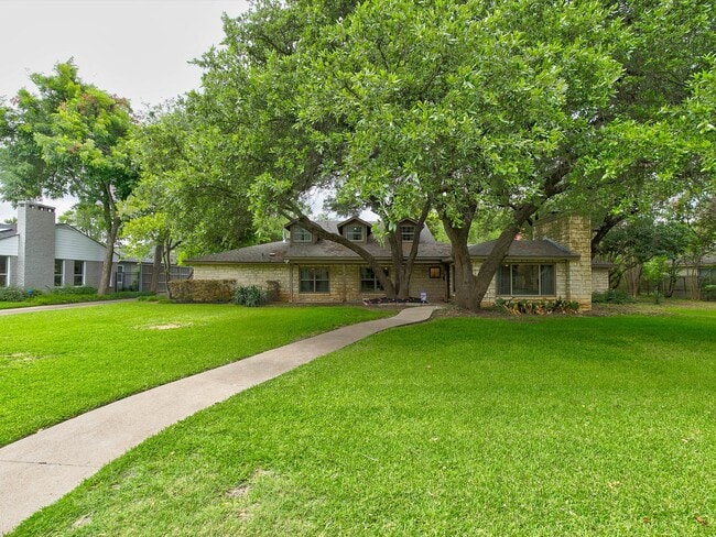 Building Photo - 3705 Brighton Rd