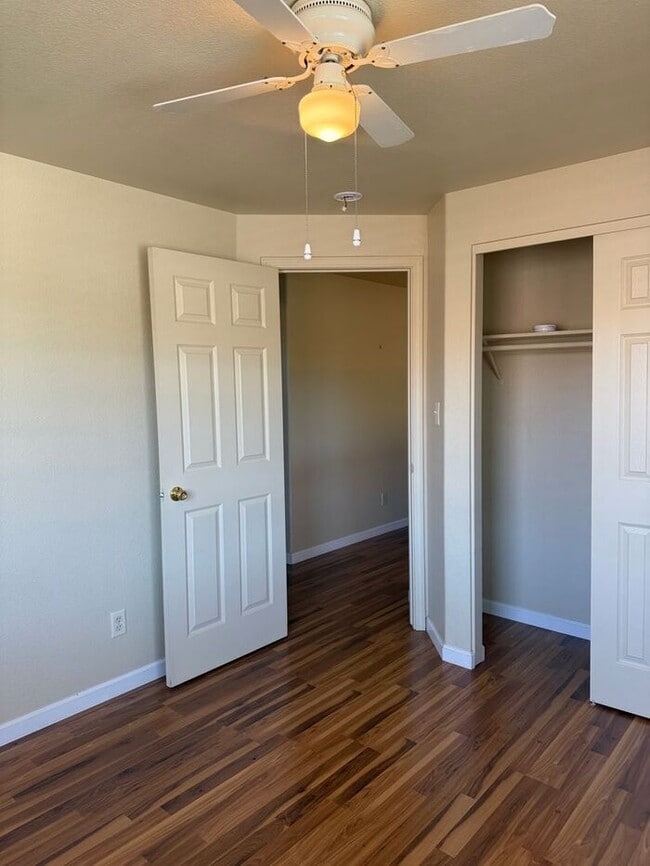 Building Photo - Spacious 3BR/2.5BA Home in Northwest Reno