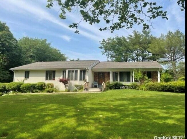Primary Photo - 17 Threepence Dr