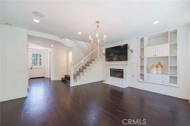 Building Photo - 6535 Park Royal Cir