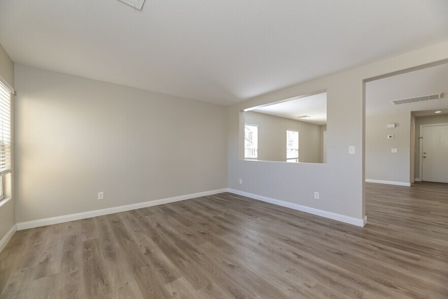 Building Photo - 9149 Spirit Canyon Ave