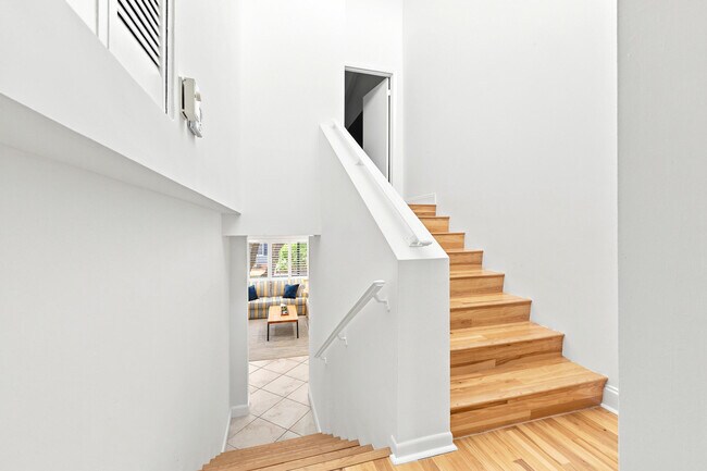 Building Photo - 250 S Ocean Blvd