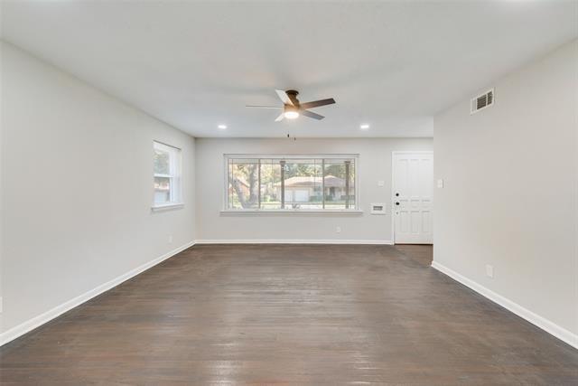 Building Photo - 4923 Haywood Pkwy