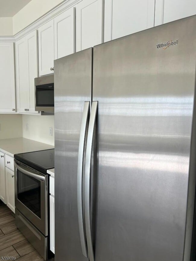 Building Photo - 76 Franklin Ave