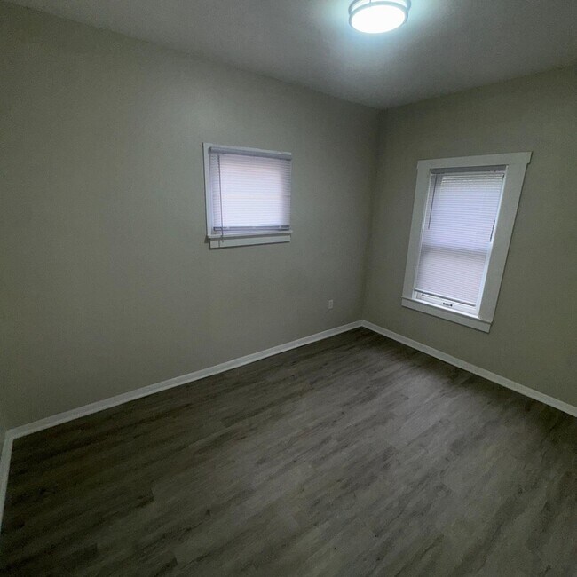 Building Photo - 234 E 156th St