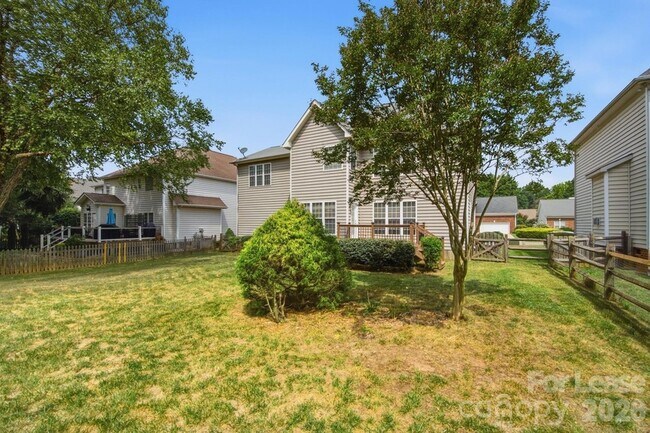 Building Photo - 16903 Hampton Trace Rd