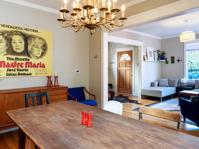 dining room; farm table - 539 31st Ave