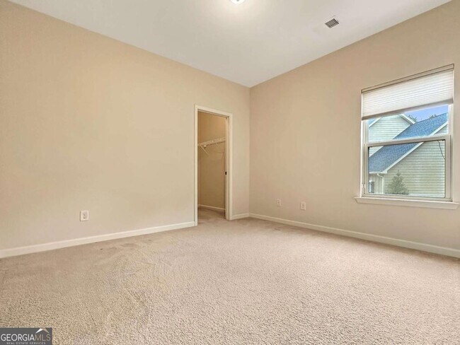 Building Photo - 263 Forrest Dr
