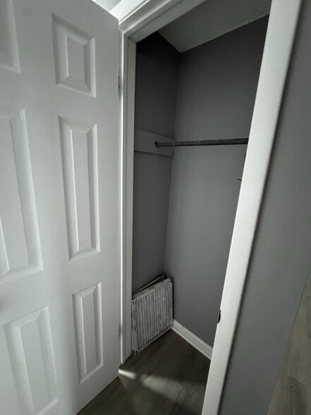 Building Photo - 5253 Kylan Dr N