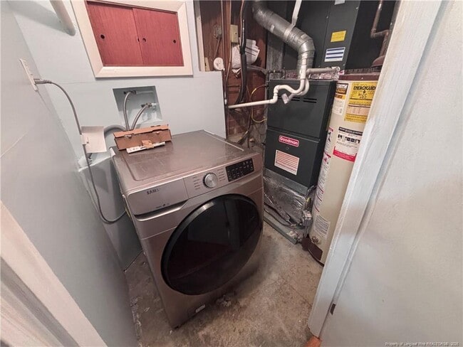 Building Photo - 5329 Hampton Rd