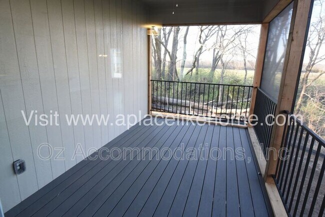 Building Photo - 15264 W 171st Ter