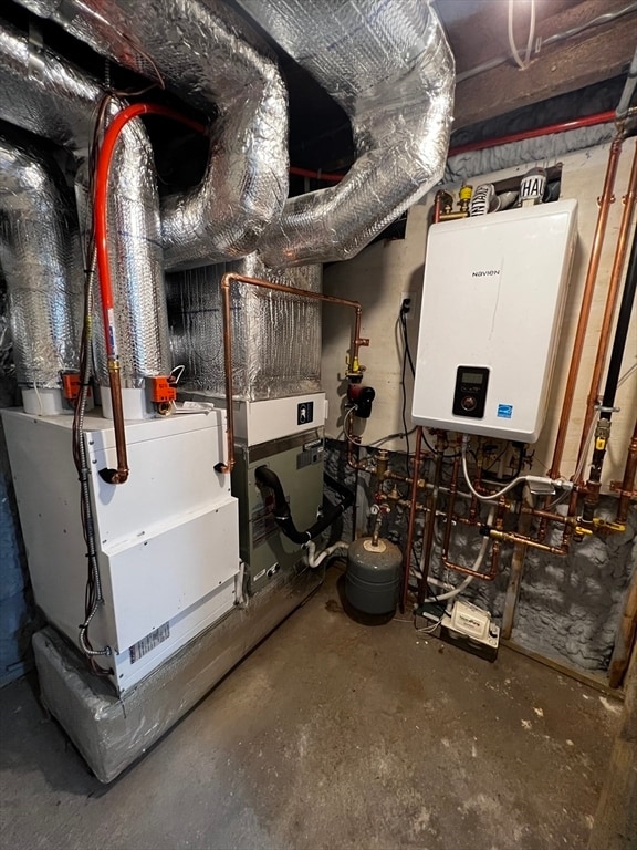 Building Photo - 56 Pelham St