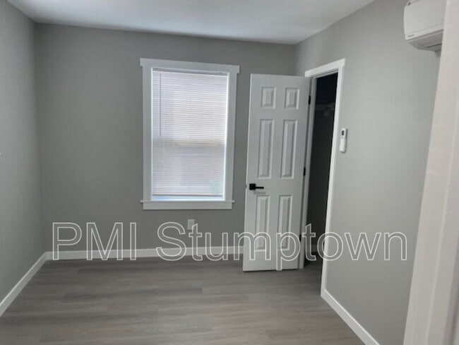 Building Photo - 5415 SE 86th Ave