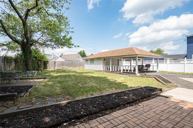 Building Photo - 258 Gilling Rd