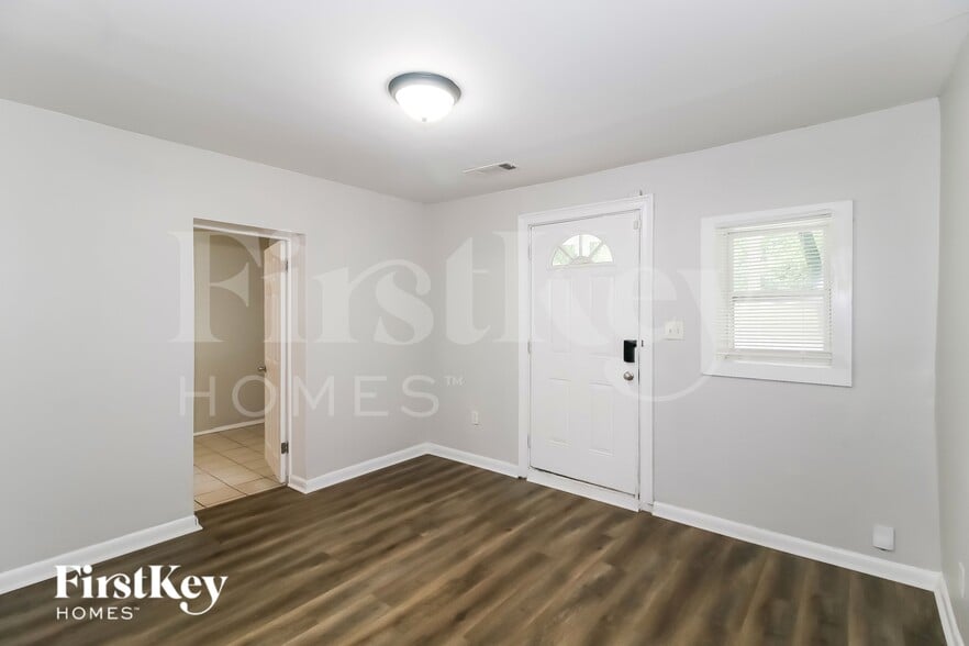 Building Photo - 1698 Sandtown Rd SW