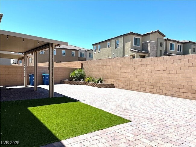 Building Photo - 8819 Burray St