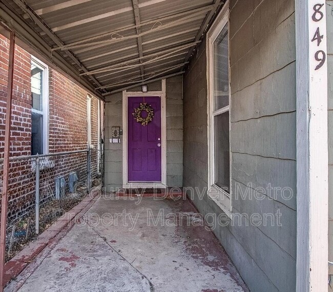 Building Photo - 849 Lipan St