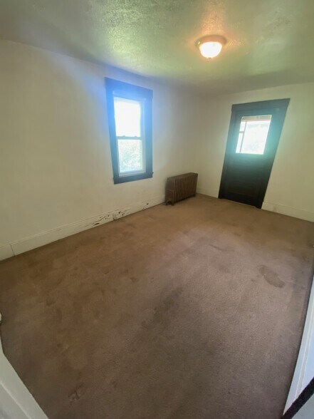 Building Photo - 4900 3rd St