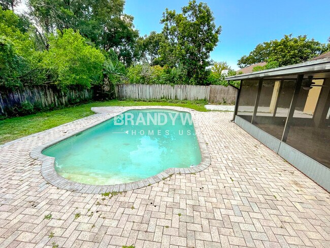 Building Photo - 6730 Merlin Ct