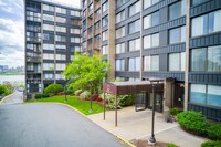 Building Photo - 9060 Palisade Ave