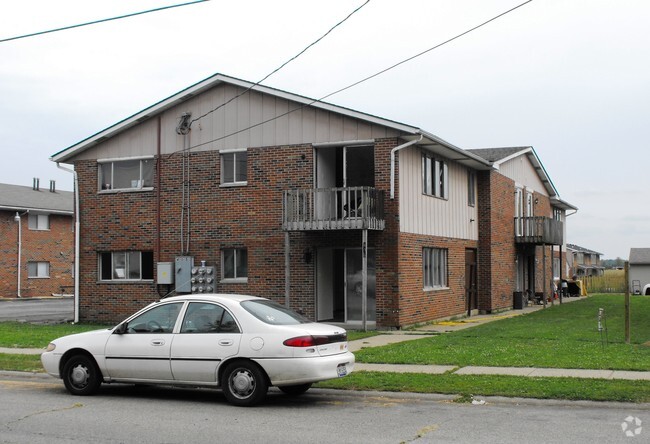 Primary Photo - 405 Sycamore Rd
