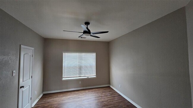 Building Photo - 23111 Broad Springs Court