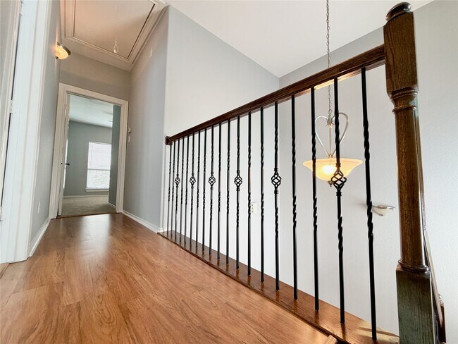 Building Photo - 1608 Holman St