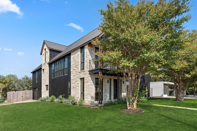 Building Photo - 3814 Wadford St