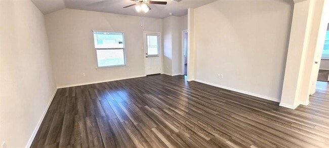 Building Photo - 172 Pivot Dr