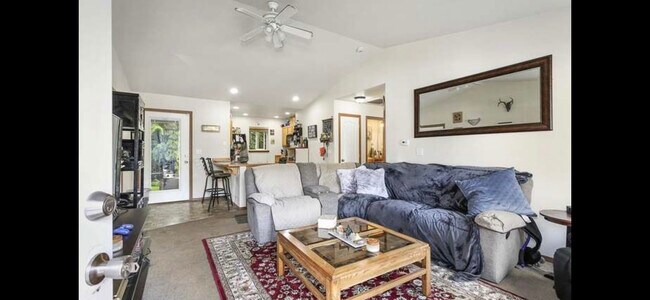 VIDEO WALKTHROUGH AVAILABLE ON REQUEST - 232 Poplar St