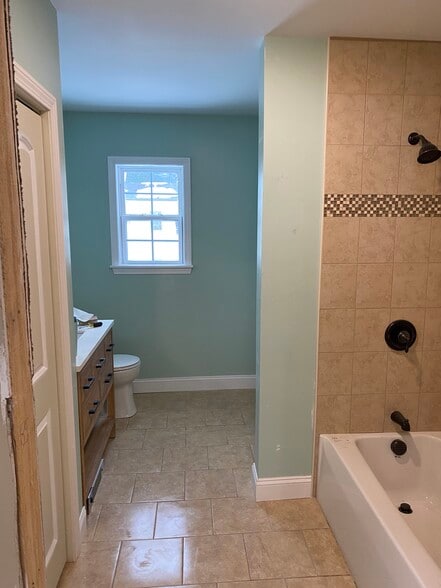 upstairs bathroom #1 - 321 Turner St