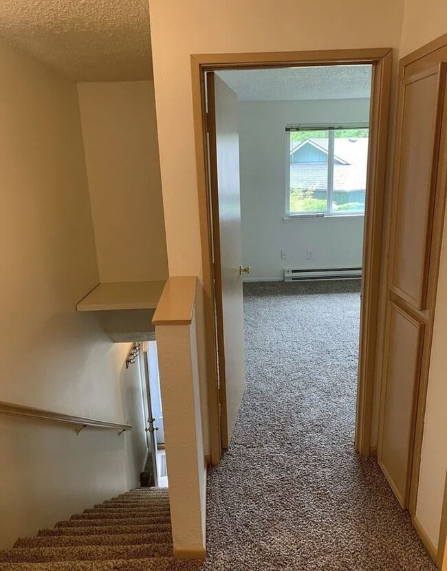 Building Photo - $1,850 - Two-Story, Two Bedrooms, One Bath Duplex, Close To Park, Ready To Lease