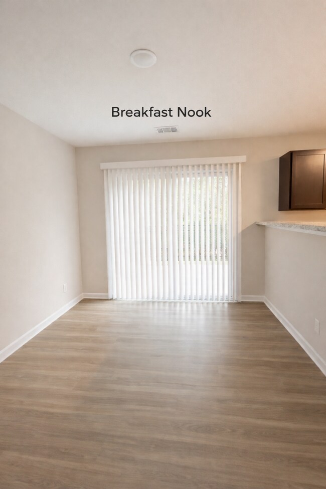 Building Photo - 8 SAW