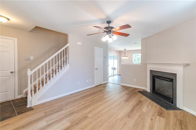 Building Photo - 5795 Mountain Top Pl