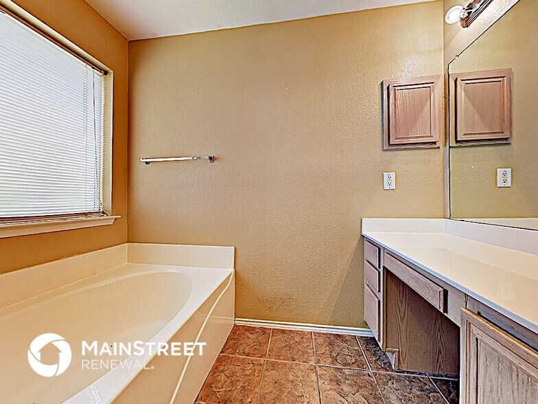 Building Photo - 1237 Nancy Ln