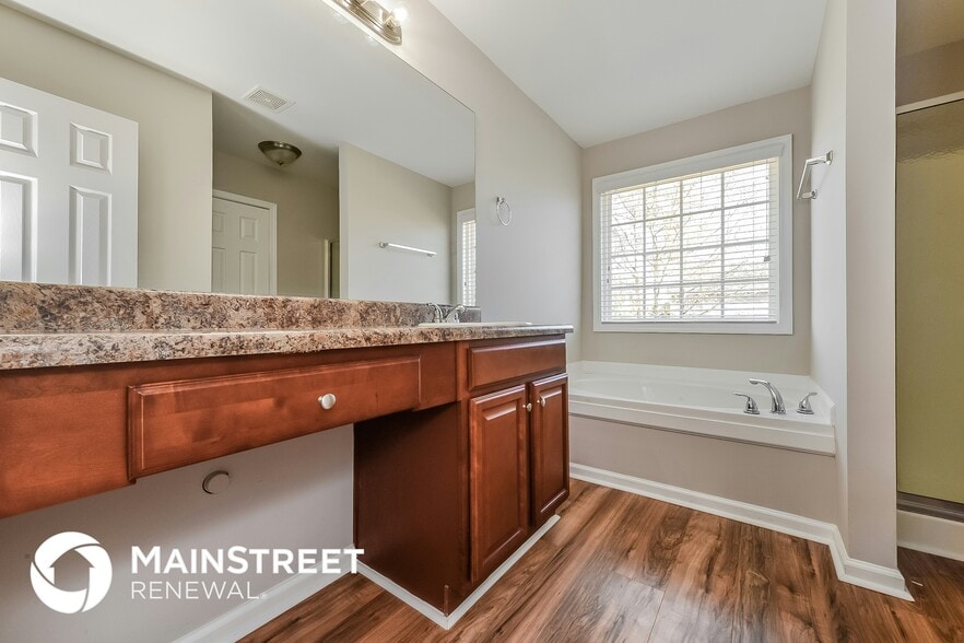 Building Photo - 11654 Flemming Cove Dr