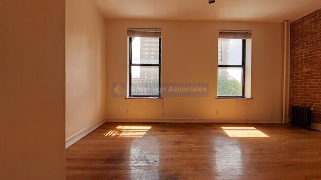 Floorplan - 3135 Broadway