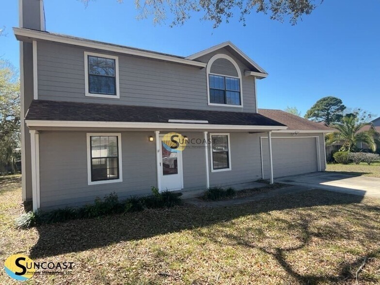 Building Photo - 8702 Bandera Cir S