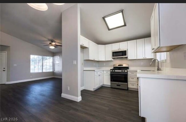 Building Photo - 1012 Holliston Cir