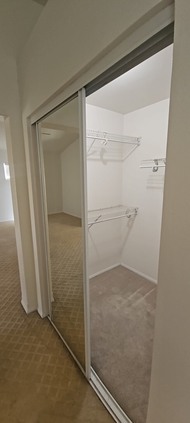 Building Photo - 1726 Amberidge Way