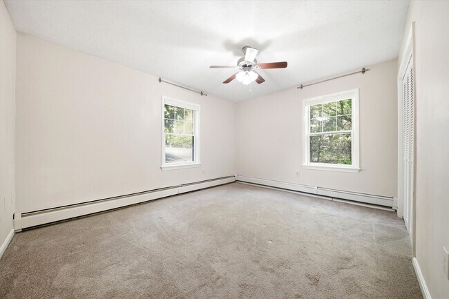 Building Photo - 1799 Bodwell Rd