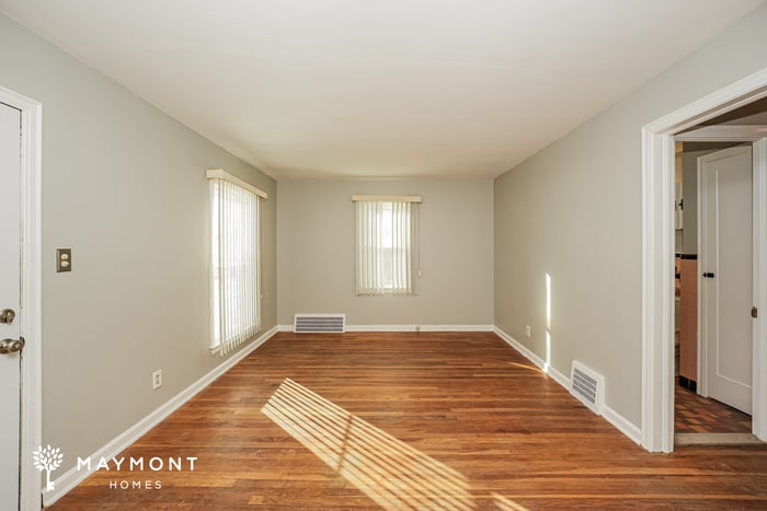 Building Photo - 16315 Westview Ave