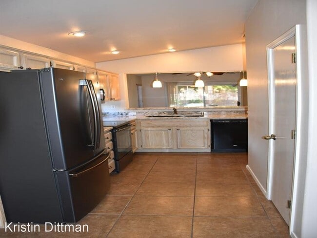 Building Photo - 2 br, 2 bath House - 2129 High Mesa Dr