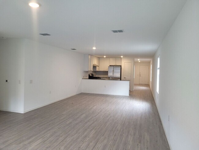 Building Photo - Beautiful 4-bedroom, 2 bathroom minutes from Texas A&M SA!