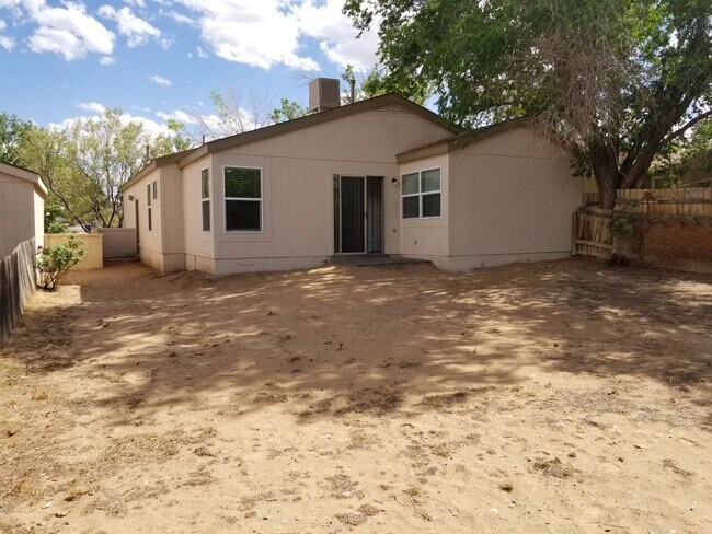 Building Photo - North Hills-Rio Rancho